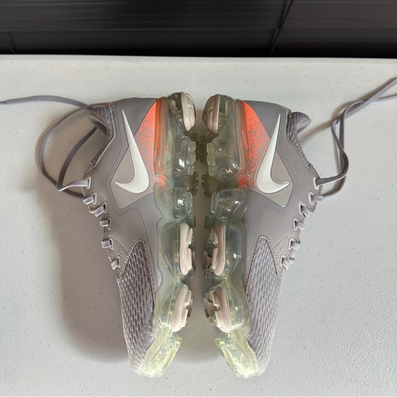 Nike Air Vapormax Running Shoes 917962-008
Atmos 4Y women's 5.5 - Picture 9 of 13